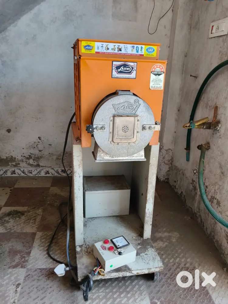 3 HP Single Phase Cutter Aata Chakki Excellent Condition Ready to Use