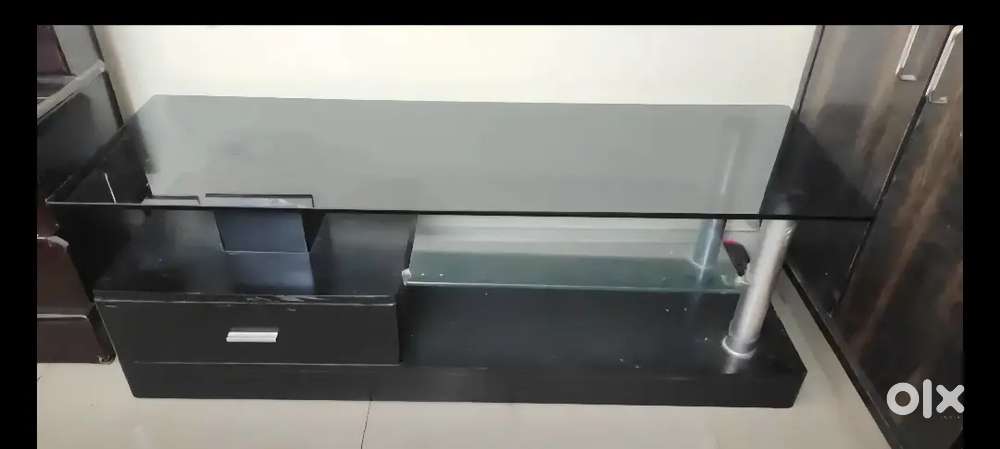 Centre table