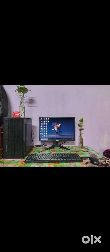Foxin computer with dextrop and CPU