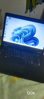 Dell core i7 new condition 8gb ram 256ssd