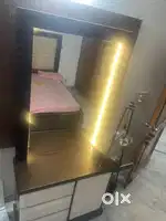 Huge Dressing table with lights