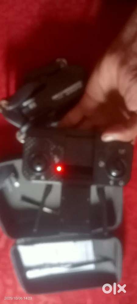 Drone brand new condition ok new purchase 06 10 25 ko liya hai