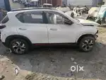 Kia sonet petrol auto 2021 model only parts available