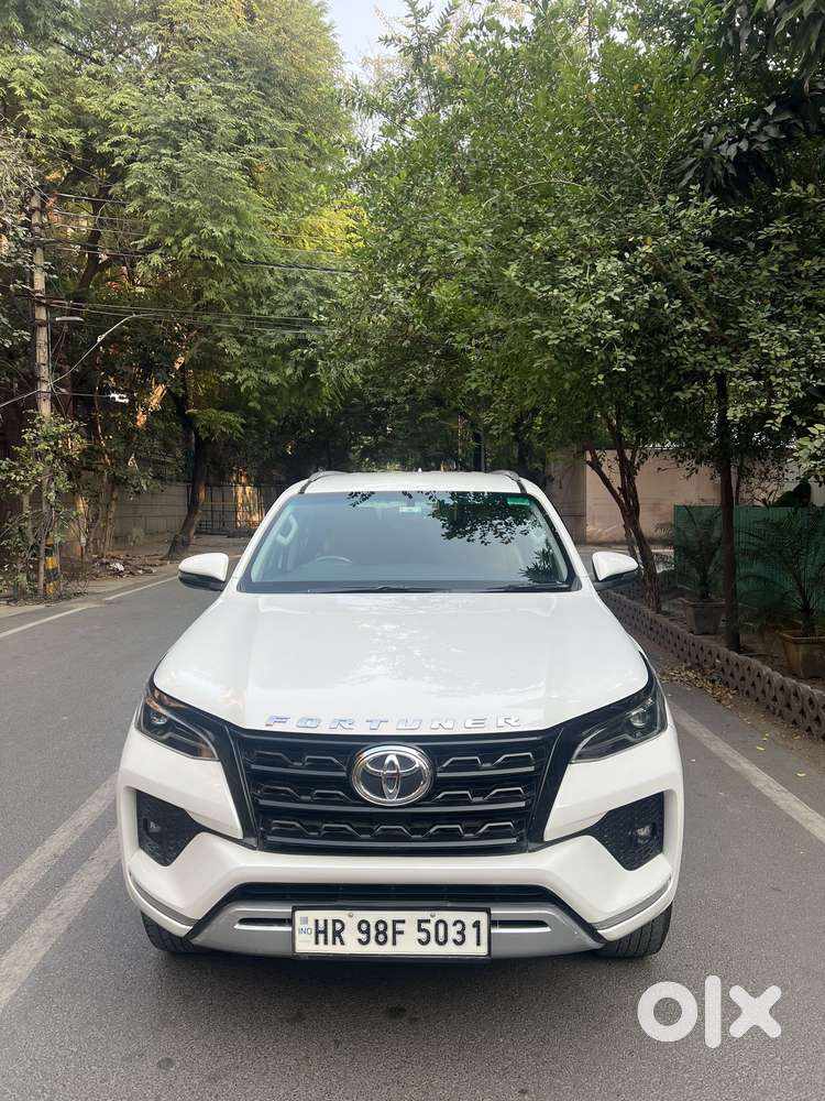 Toyota Fortuner [2021-ongoing] 2.8 2WD Diesel AT, 2022, Diesel