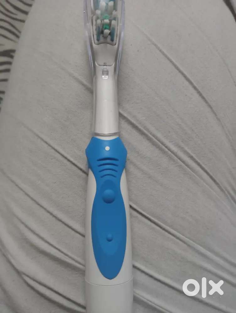 Toothbrush electric