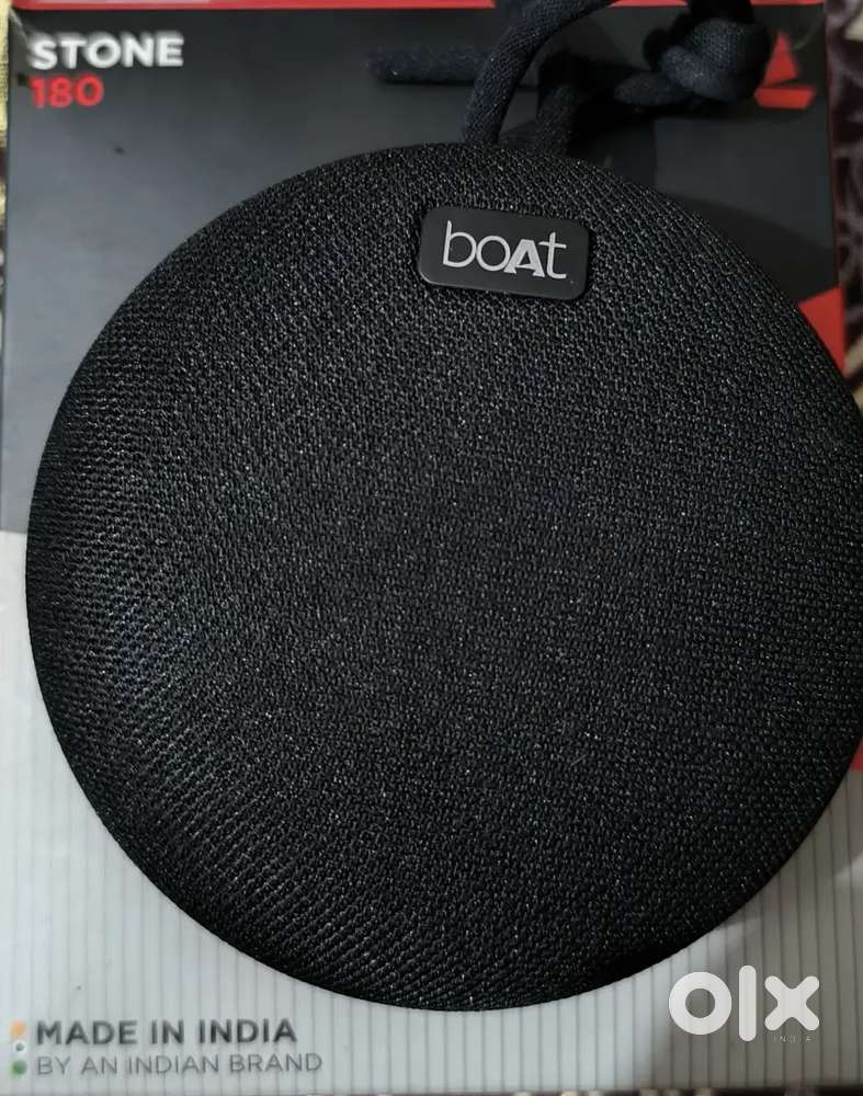 Small pocket speaker boat stone 180 good condition