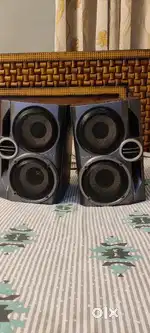 SONY SPEAKERS (TWO)