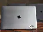 Apple Macbook Pro i9 32GB Ram 512GB Apple SSD 5.5gbGraphics Touchbar