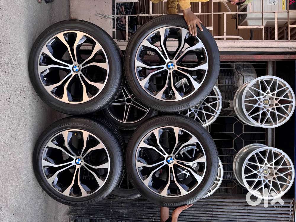 BMW ALLOY WHEELS SET OF 4 (FULLY NEW CONDITION)