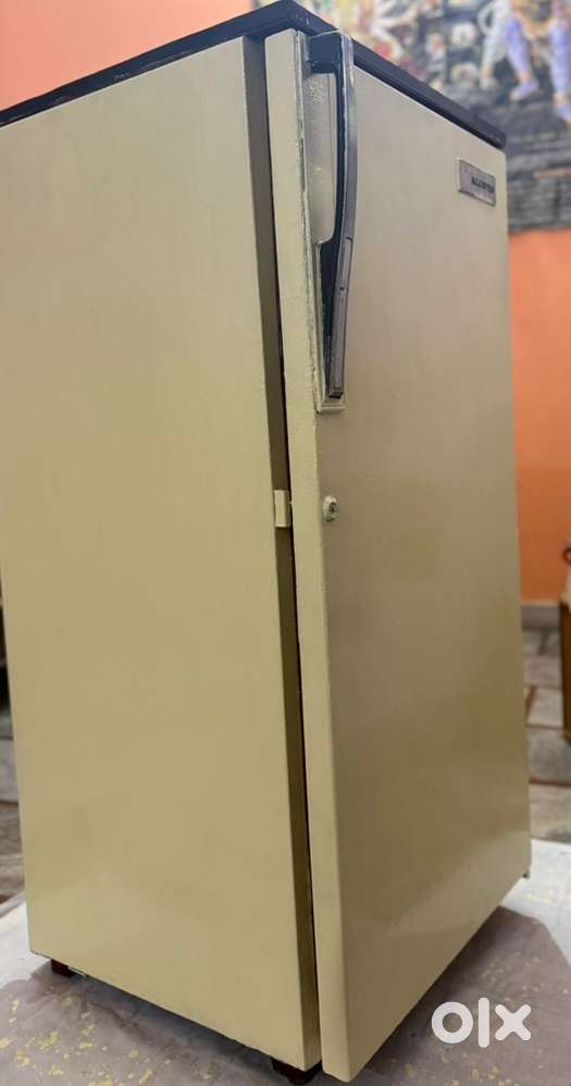 Refrigrtator for sale