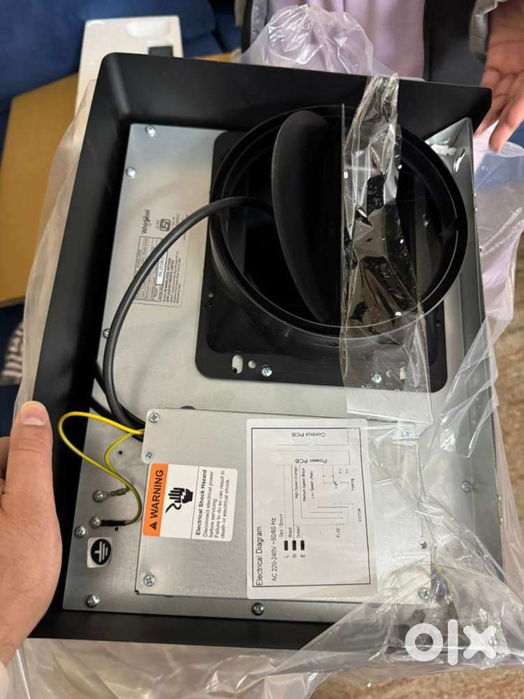 Whirlpool chimney 60 cm auto clean