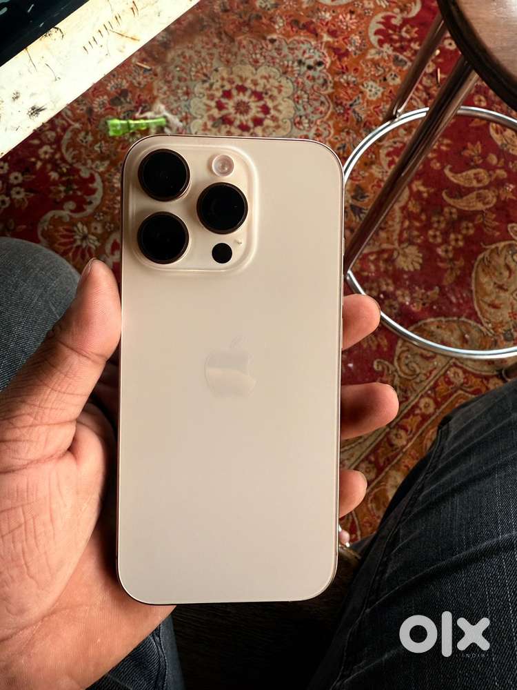 Iphone 16 pro indian 15 days use phone A1 condition new brand phone