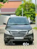 Toyota Innova 2.5 V 7 STR, 2012, Diesel