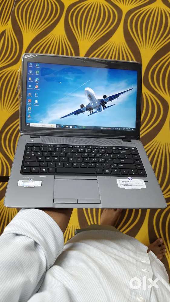 Selling laptops and desktops offer price