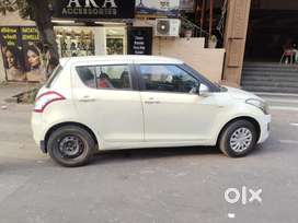 Maruti Suzuki Swift 2016 CNG & Hybrids 58000 Km Driven number pb02