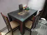 Dinnig table with 6 chairs
