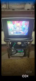SAMSUNG TV 21 INCHES FOR SALE