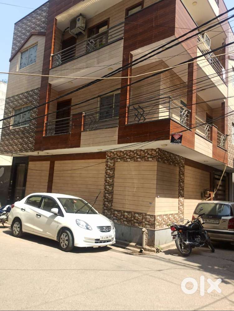 Office space in Durgapuri Main on 30 ft road.