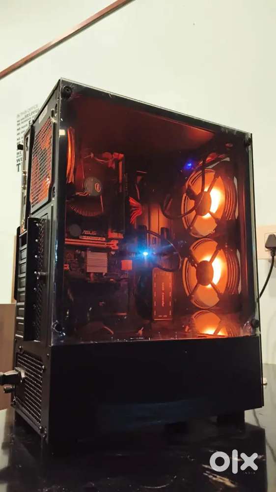 Asus i7 gaming computer cpu16gb and 256gb with gaming cabinet