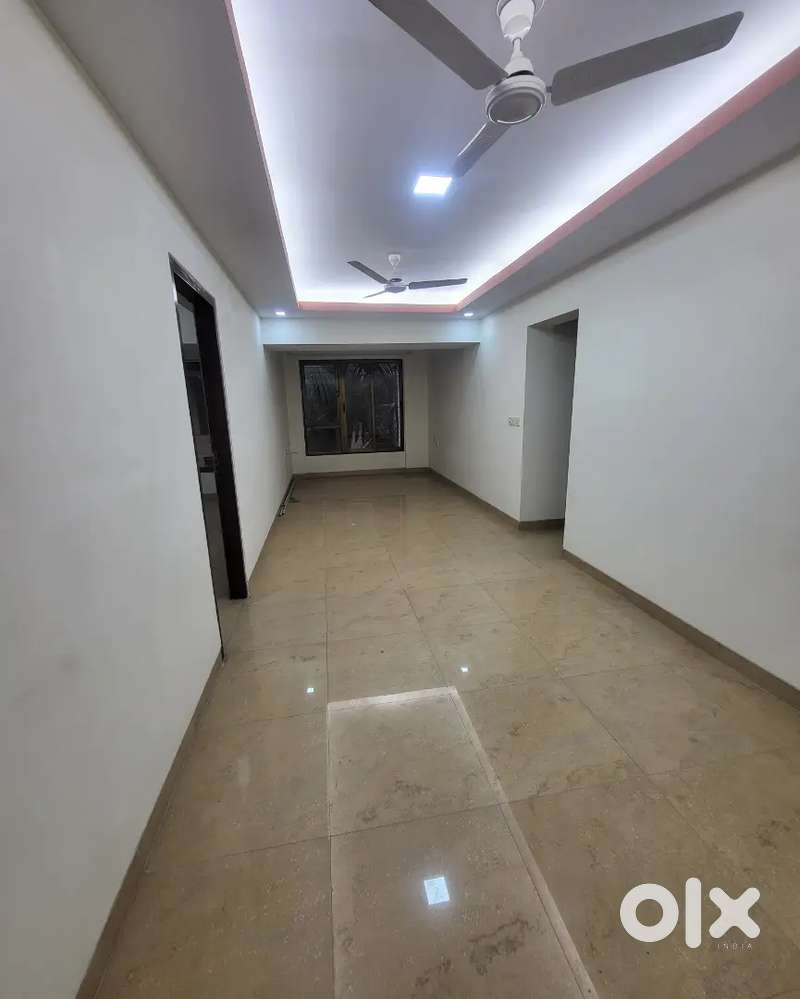 3bhk for Sale in Bandra west near Bhaba hospital with OC ready