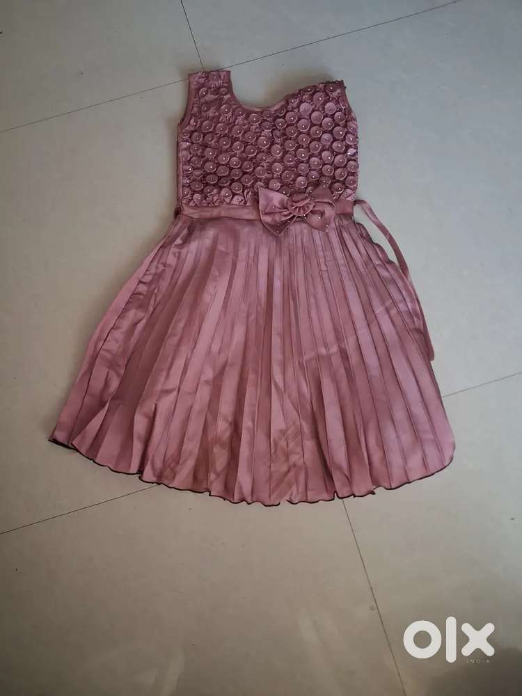 Second handed clothes in very affordable prices