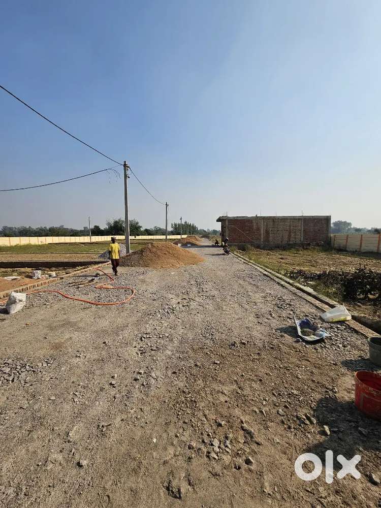 Residential plot for sale In 30 feet Rcc rod with park communities cen