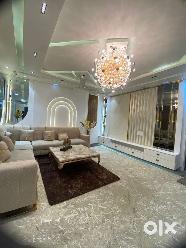 2 BHK WITH LIFT AND CAR PARKING NEAR METRO STATION