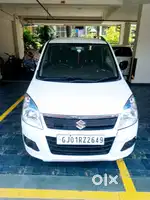 Maruti Suzuki Wagon R 2017 Company fitted CNG 80254 Km 1st Owner