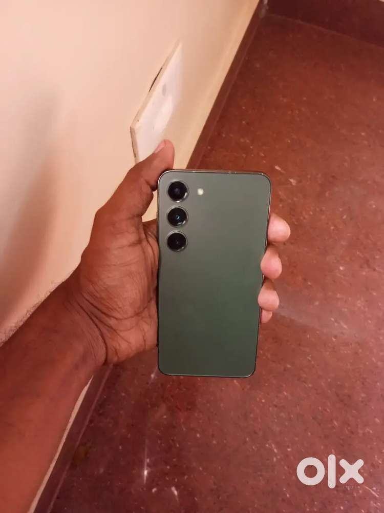 Samsung S23 for urgent sale