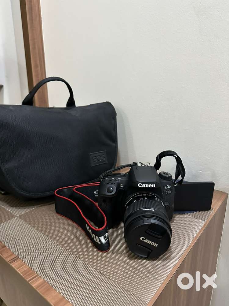 Canon DSLR 77D