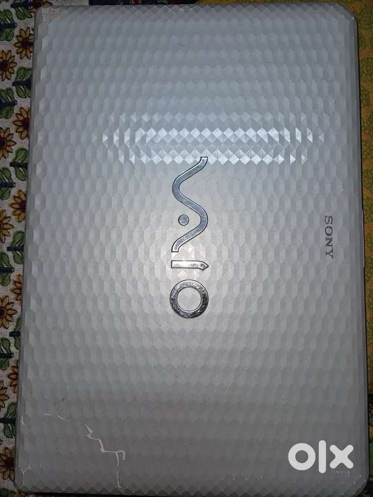 Sony vaio Laptop Intel core i3 with original adapter