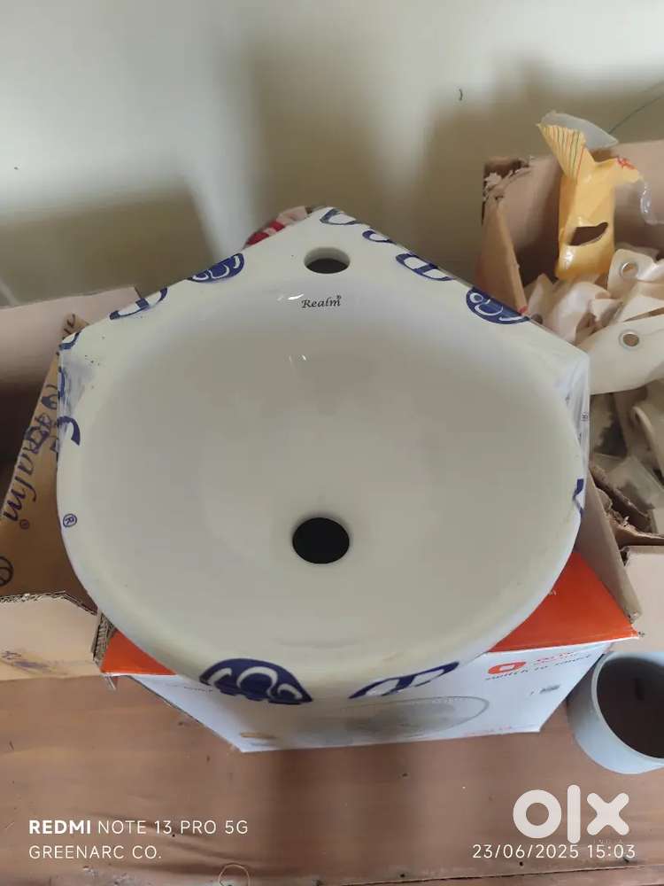 Corner washbasin new