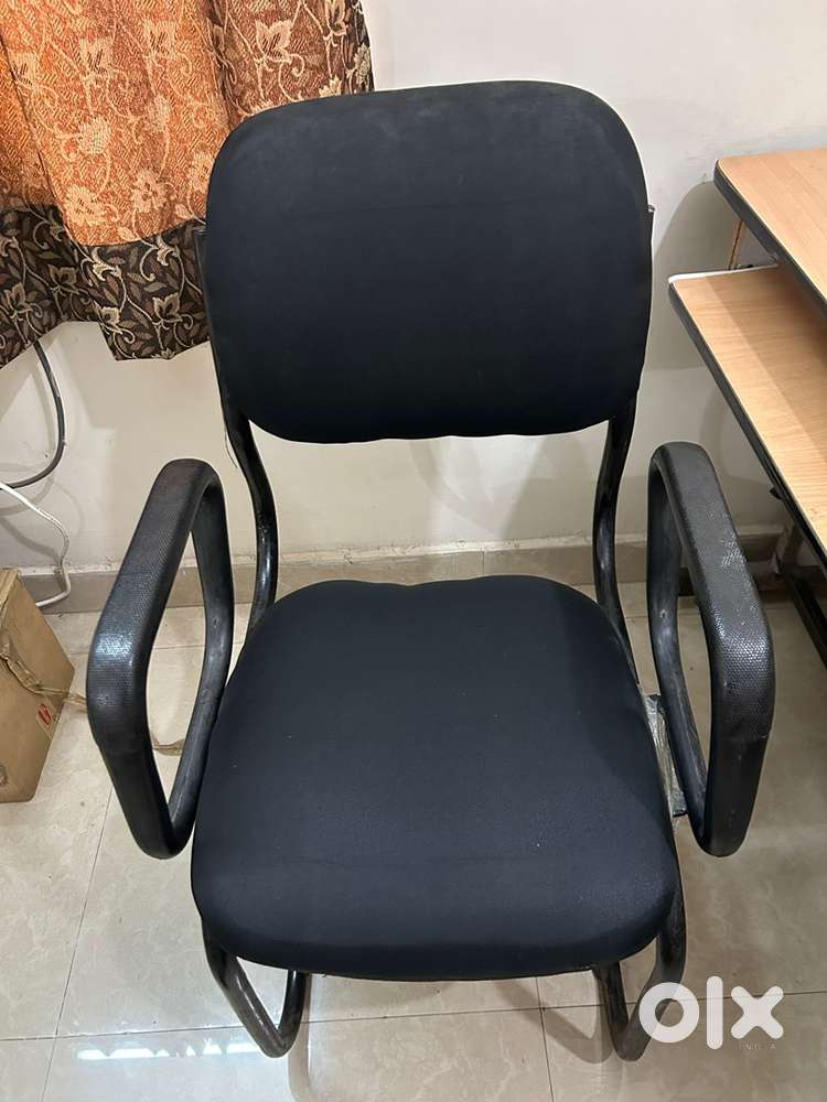 Big Computer table with comfort chair