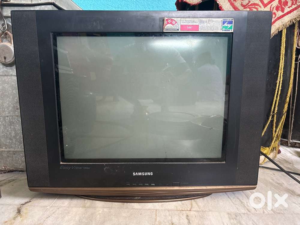 Samsung tv with remot