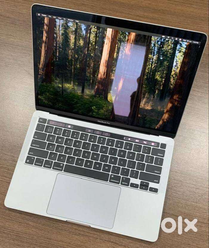 Macbook Pro 13 inch M1 8 GB