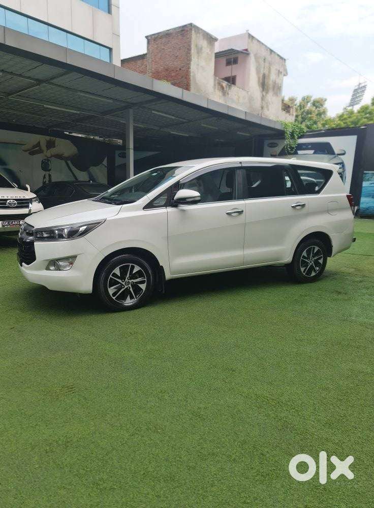 Toyota Innova Crysta 2.4 V 7 STR, 2019, Diesel