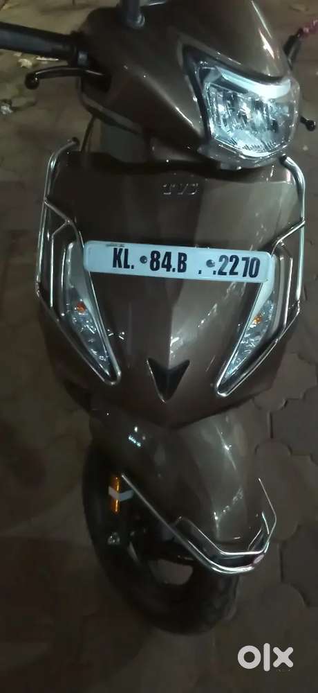 Good condition 
Full service neet and clean   no accident