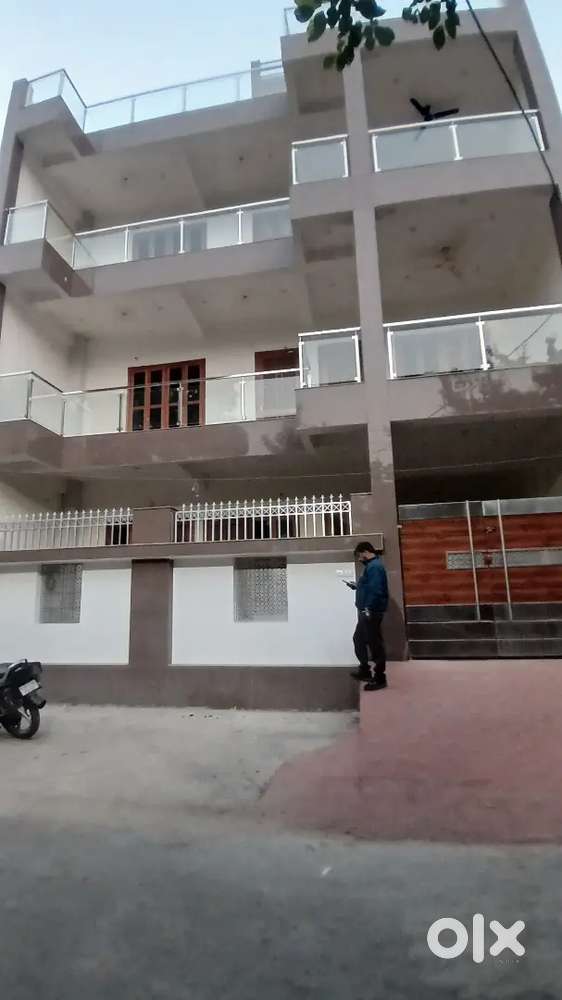 2bhk Sami furnished without owner