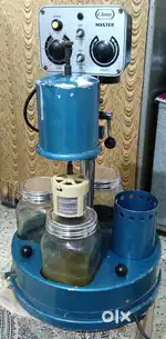 Watch cleaning machine