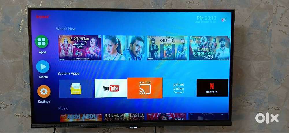 BUSH android Smart TV 32 inch 6 month old