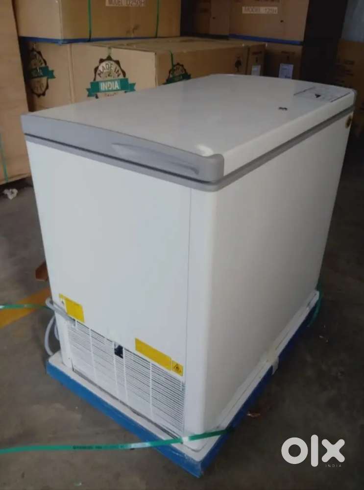 Deep freezer western 300 litre ( brand new )