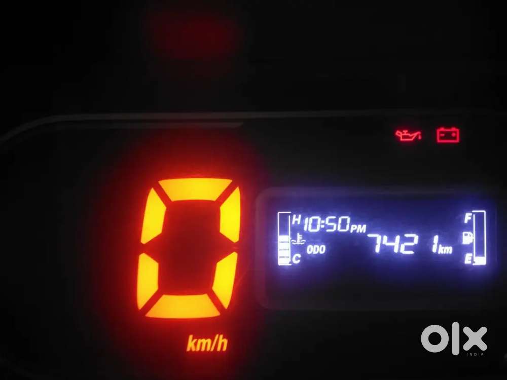 TATA VAN DRIVER