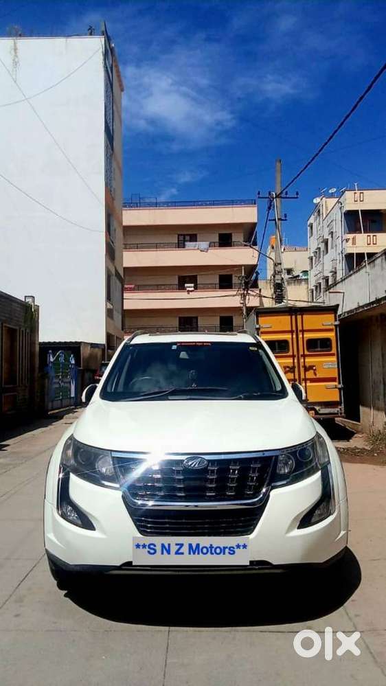 Mahindra XUV500 W11 Option, 2021, Diesel