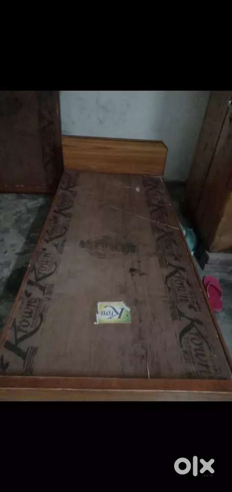 Single bed