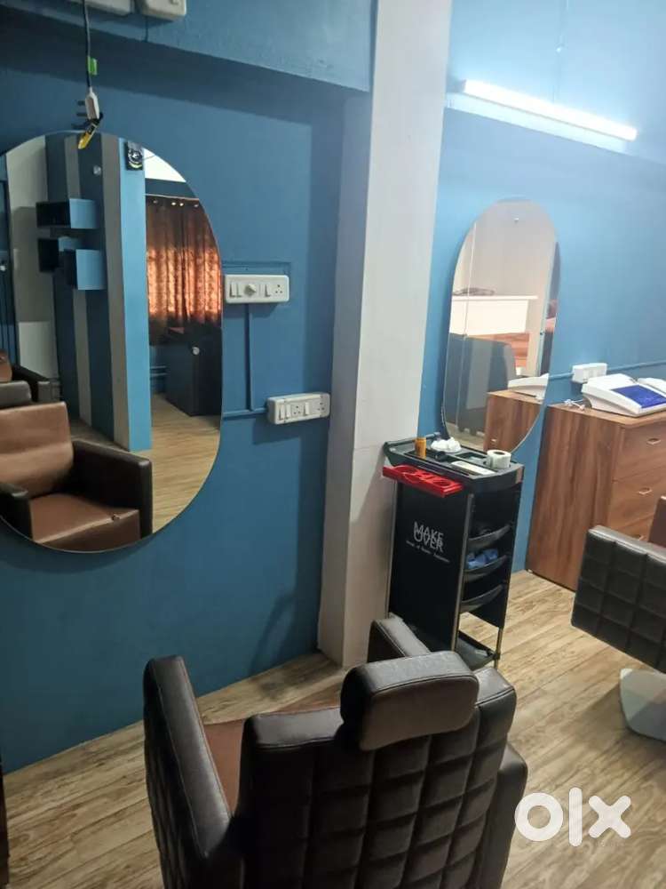 L2/L3 Hair Stylist required for Unisex Salon in Saibaba Colony, CBE