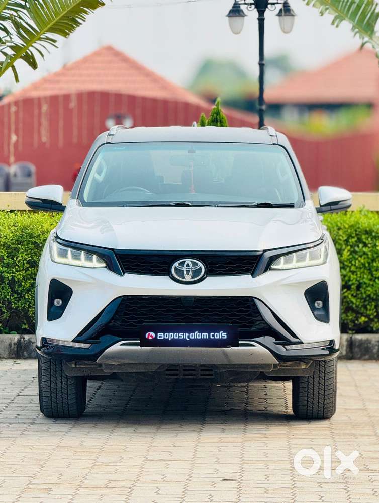 Toyota Fortuner Legender 4X2 AT 2.8, 2022, Diesel