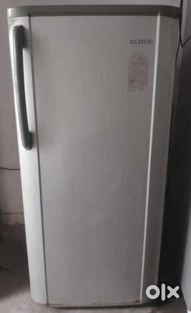 SAMSUNG 170 Lt.