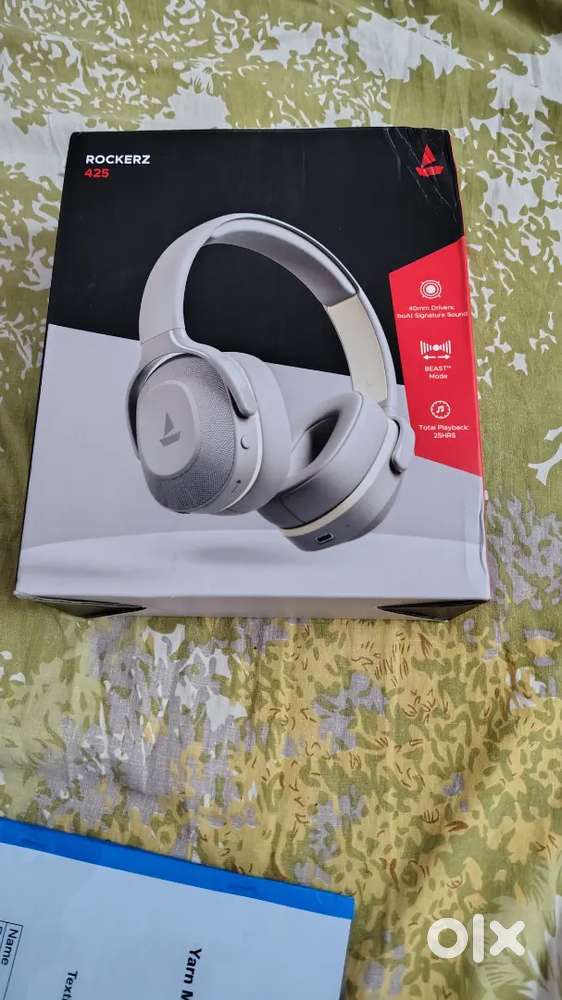 New unused Boat Headphones