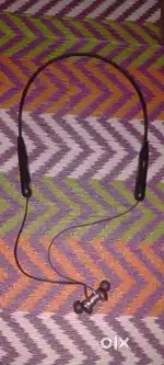 NECK BAND - BLUTOOTH ( VARNI )