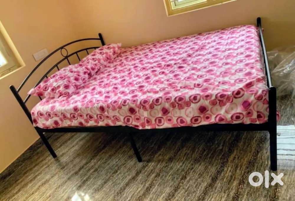 Urgent sale Stainless steel bed Queen size